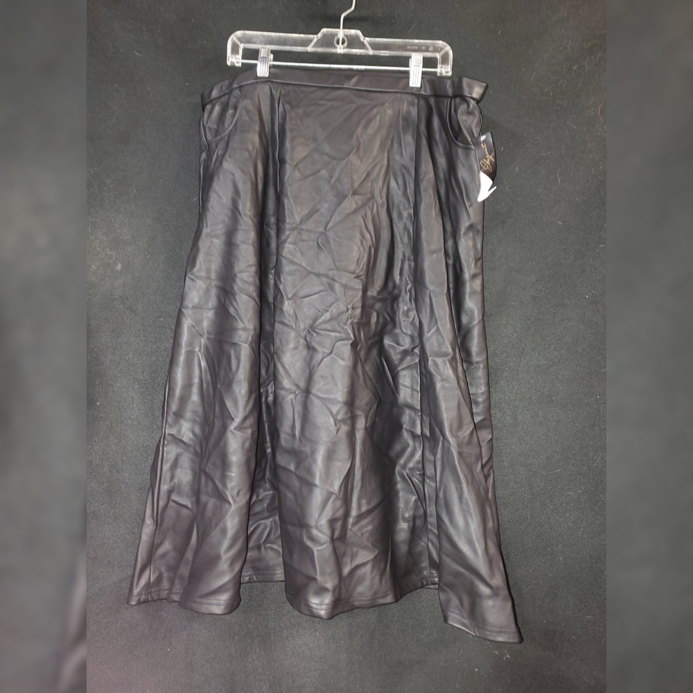 LLR Avery Skirt 2x